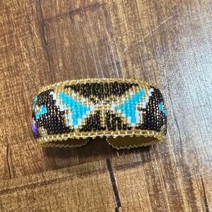 Handcrafted Turquoise and Black Beaded Stretch Bracelet with Gold Trim